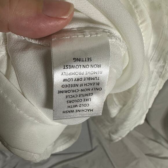 Nurture by Westbound White V-neck Tiered Maxi Dress Flutter‎ Sleeves 1X - Picture 8 of 9